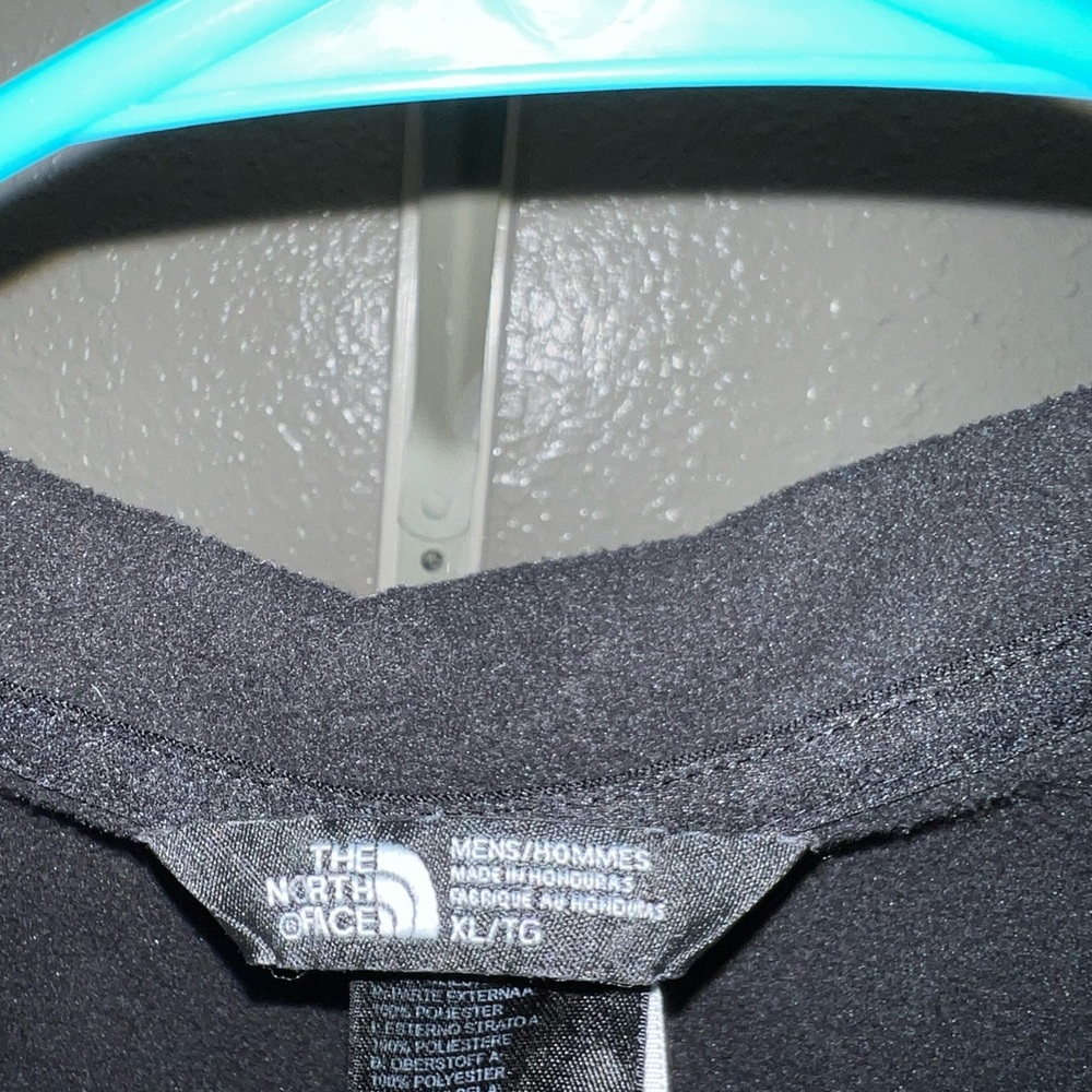 Northface Pullover - image 3